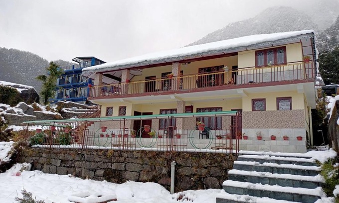 Bhagsu Nag Bed & Breakfast | Parvati house Dharamkot (McLeod Ganj)