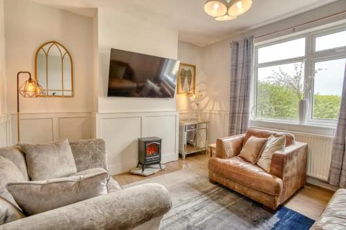 Aubourn House | Pass the Keys Cosy Countryside Hideout