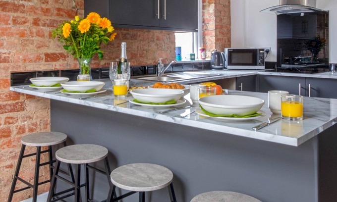 Kirk Sandall Apartment | Pass the Keys | Wonderful historic conversion