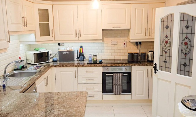 Passage East Apartment | Passage East Holiday Home