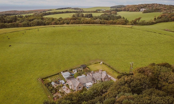 Portpatrick Cottage | Pastoral Luxe: Wild Geese on 2000-acre Seaside Estate
