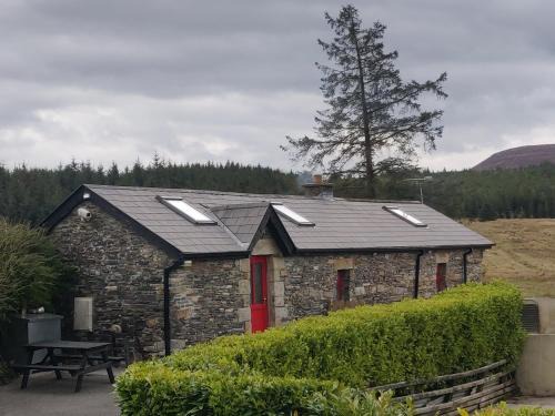 Fivemilebourne House | Pat Tadys