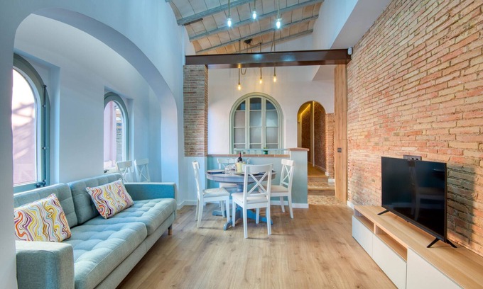 Caldes de Malavella Apartment | PATI BLAU 1: Charming Apartment in the Heart of Caldes de Malavella