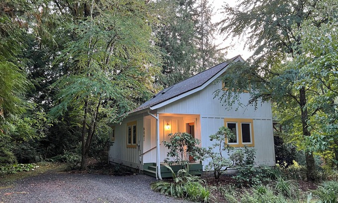 Bainbridge Island Cottage | Peaceful and private cottage on Bainbridge Island