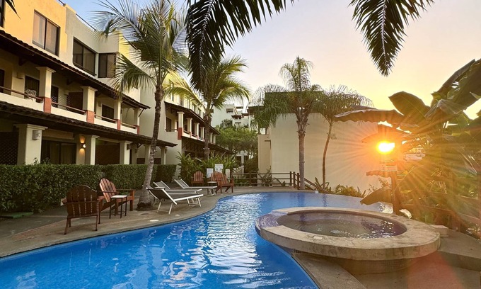 Coco Sunset Hills Condo | Peaceful Bliss Condo inside a 6 pool Complex