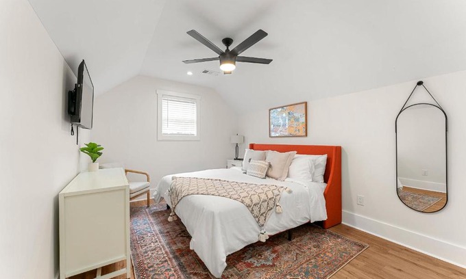 Norcross House | Peaceful & Modern Historic Norcross Home