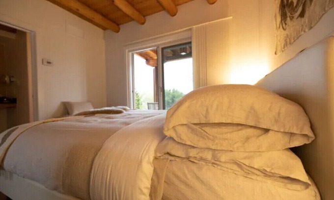 Ojo Caliente Apartment | Peaceful Suite in Desert Inn- San Juan Queen Room