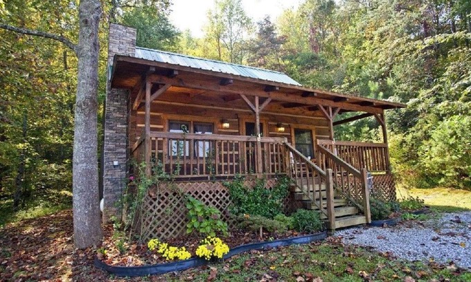 Tellico Plains House | Peaceful Tellico View Home with Private Hot Tub
