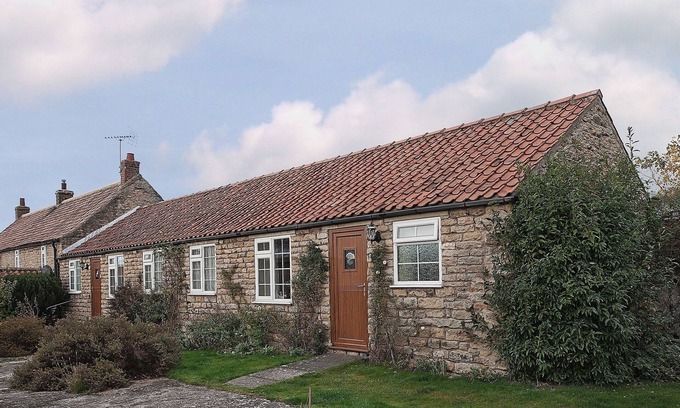 West Heslerton Cottage | Pear Tree Farm Cottages - RCHM38