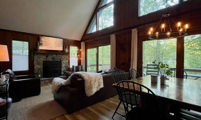 Locust Lake Village Ski Chalet | PearTree Chalet, Lake, Hot Tub, Gas & Wood FirePits