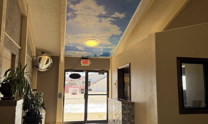 Ulysses Hotel | Peddlers Inn Motel