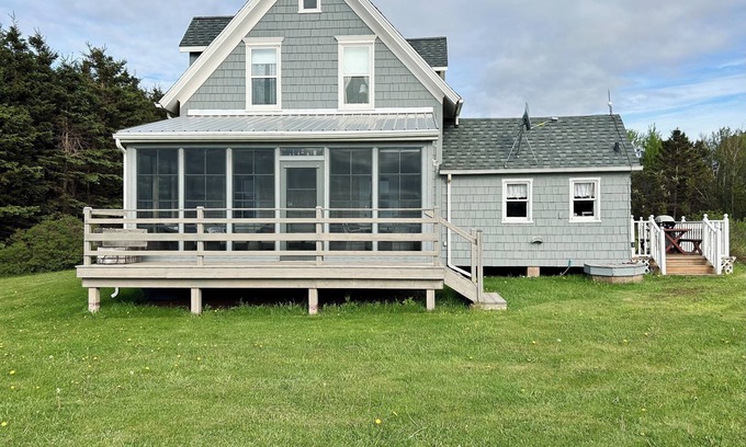 O'Leary House | PEI Beach House on 14 acres