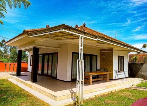 Pangalengan House | Penginapan Barkah