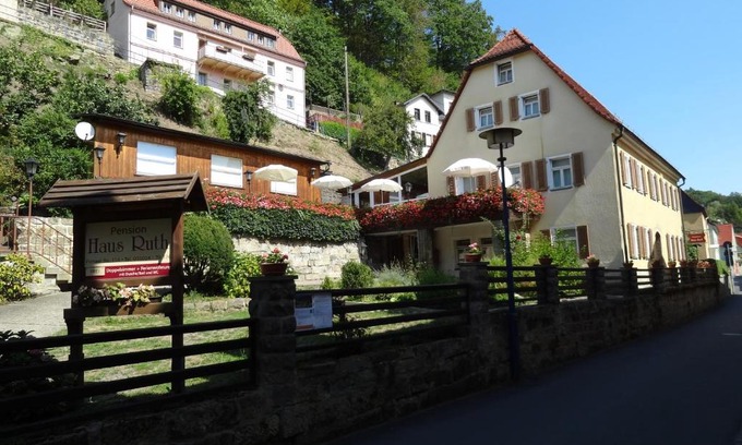 Stadt Wehlen Apartment | Pension Haus Ruth - Gartenhaus