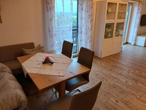 Sankt Pantaleon Apartment | Pension Seestüberl Ferienwohnung Dachgeschoss