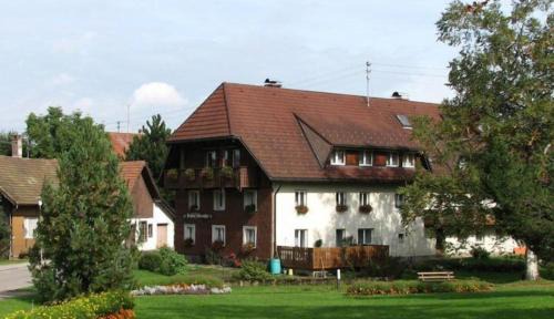Uehlingen-Birkendorf House | Pension Silberdistel