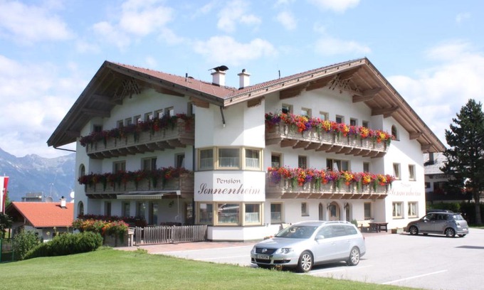 Schoenberg im Stubaital House | Pension Sonnenheim