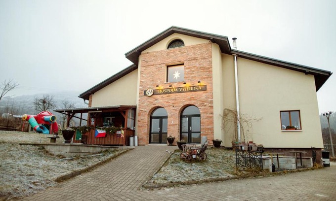 Klasterec nad Ohri House | Pension Vyhlídka