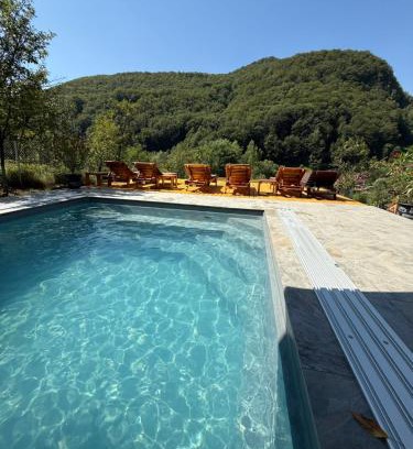 Cheia House | Pensiunea Berg Hill
