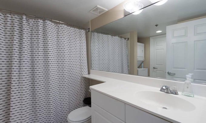 Aurora Highlands Apartment | Pentagon City 2BR Apt