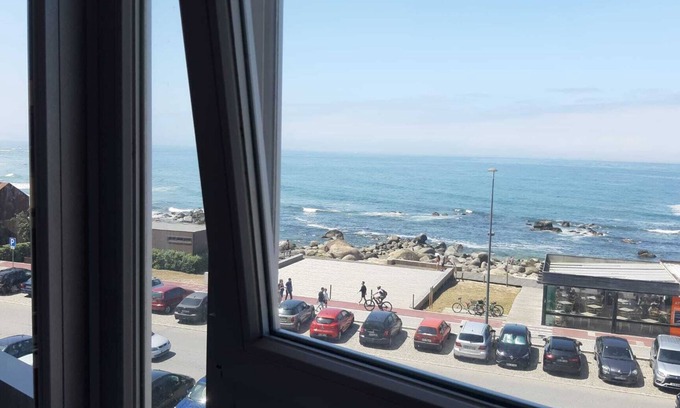 Canidelo Apartment | Penthouse by the Ocean