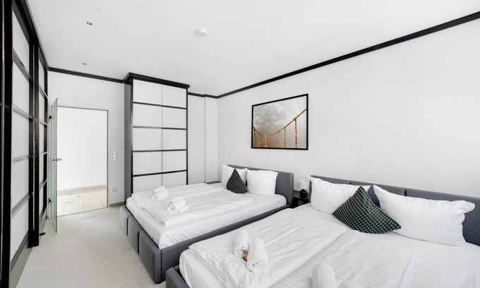 Gladbach Apartment | Penthouse für 12 Persoen mit Whirlpool