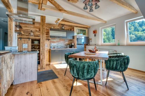 Triberg im Schwarzwald Apartment | Penthouse mit Aussicht über den Wald