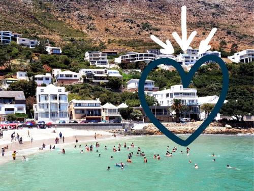 Gordons Bay Central Apartment | Penthouse on the beach, Jacuzzi with 3 bedrooms