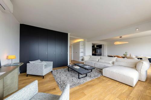 Ukkel Apartment | Penthouse with Private Cinema