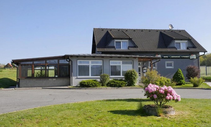 Dlouhy Ujezd House | Penzion restaurace U Švábků