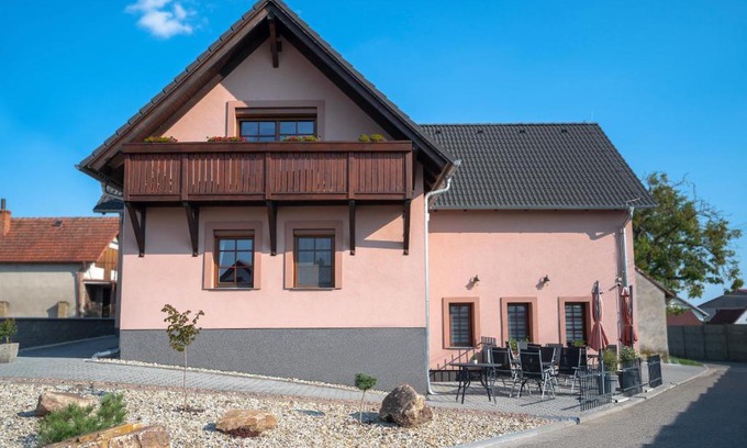 Velke Bilovice House | Penzion Villa Alena