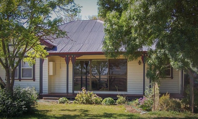 Elmore Other | Pepperton Homestead - Escape the city to Starry Skies and Peaceful Surroundings