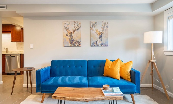 Shoreline House | Perch - Gathering Spot Lower: Cute two bedroom suite, spacious backyard