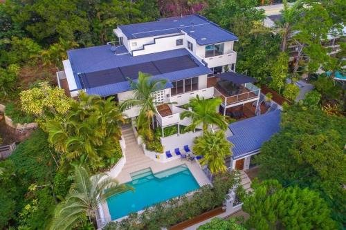 Peregian Beach House | Peregian Beach Holiday House & Resort Pet Friendly
