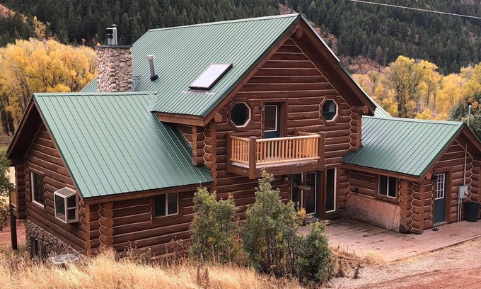 Oakley Cabin | Perfect cabin for family fun and large groups, on a private 17 acre property.