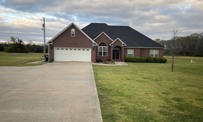 Morrilton House | Perfect space to watch the solar eclipse.
