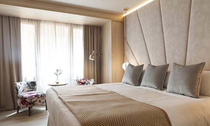 Sant Nicolau Hotel | Perfect Spot for Your Quick Stay! Relaxing Room