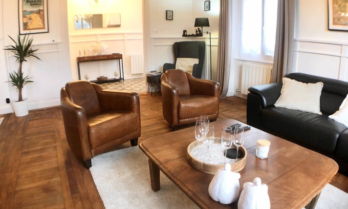 Perros-Guirec Villa | Perrosian villa with Jacuzzi, Sauna, Hammam, Home Cinema