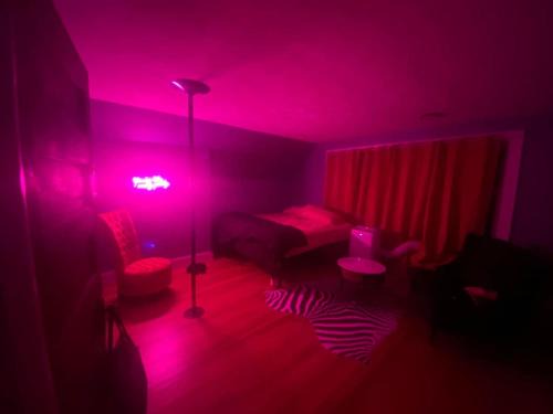 New Britain Villa | Personal Lounge Experience