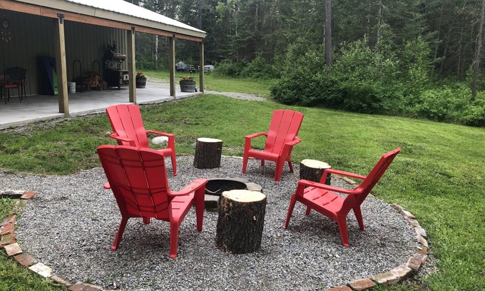 Hayden House | Pet Friendly and Close to Silverwood