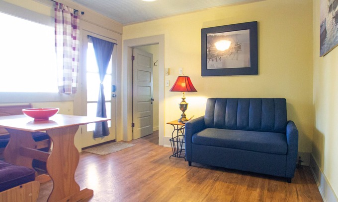 Friday Harbor Apartment | Pet Friendly Apartment Downtown! (Fisherman)