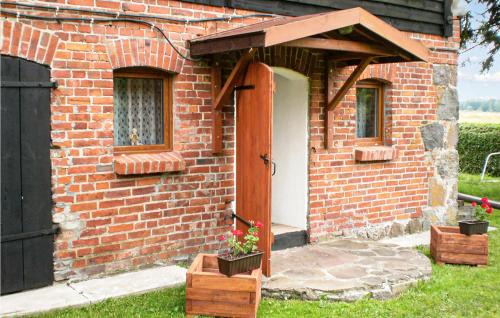 Objazda Apartment | Pet Friendly Apartment In Retowo 4