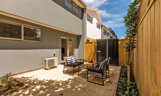 Christchurch City Centre House | Pet-friendly Central Hideaway