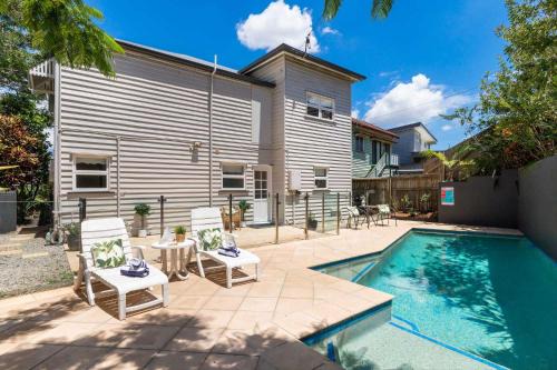 Balmoral House | Pet Friendly Family Home In Brisbane - Relocations and Family Stays - Fast Internet - Parking - Netflix