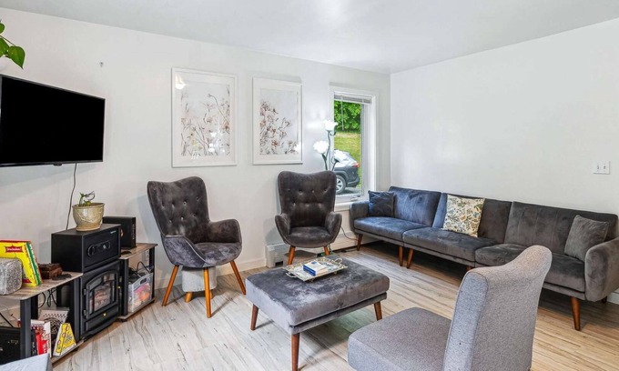 Quechee House | Pet-Friendly, Heart of Quechee | Jay Hill Home
