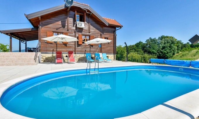 Hrascina House | Pet friendly home in Jarek Habekov