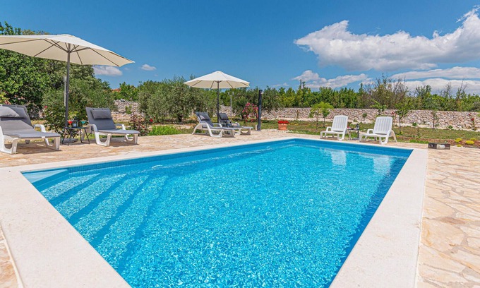 Unesic House | Pet friendly home in Vinovo Donje