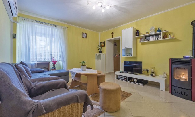 Galizana House | Pet friendly home in Galizana with WiFi
