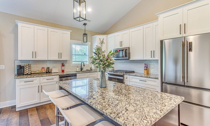 Loris House | Pet-Friendly Home w/Patio in Loris!