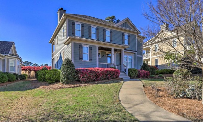 Reynolds Landing House | Pet-Friendly Lake Oconee Home in Gated Community!